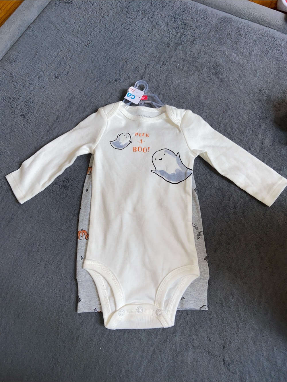 Carter's Cream Ghost 'Peek-A-Boo' Long-Sleeve and Pants size 6 Months - Picture 1 of 7